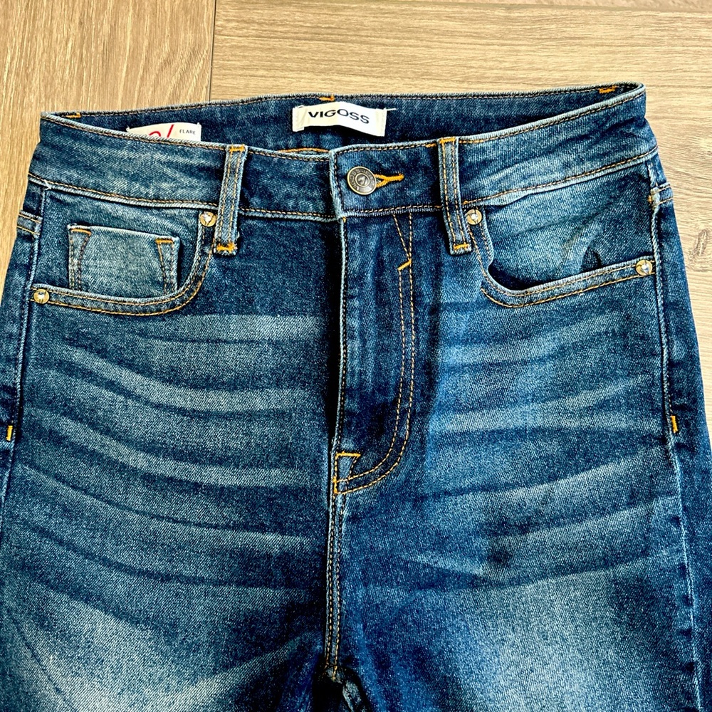 Women’s jeans, brand is Vigoss-Hendrix -flare Brand new never been worn